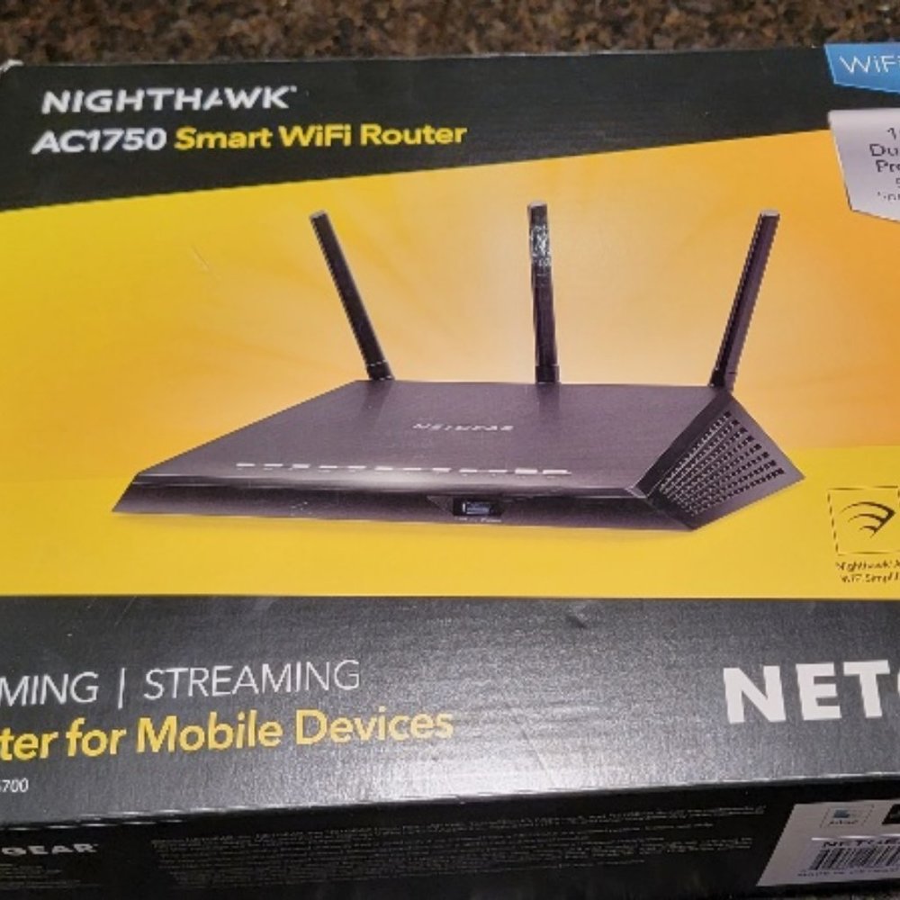 Netgear NightHawk Smart WIFI Router AC1750 R6700 Black